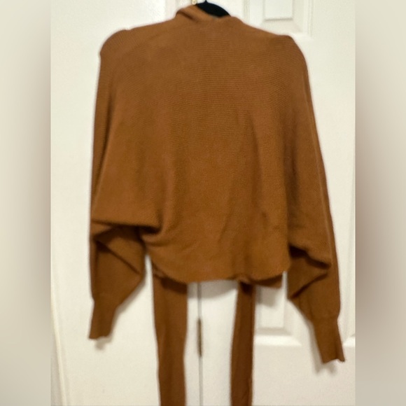 Fashion Nova 2 Piece Sweater Set - Picture 3 of 3